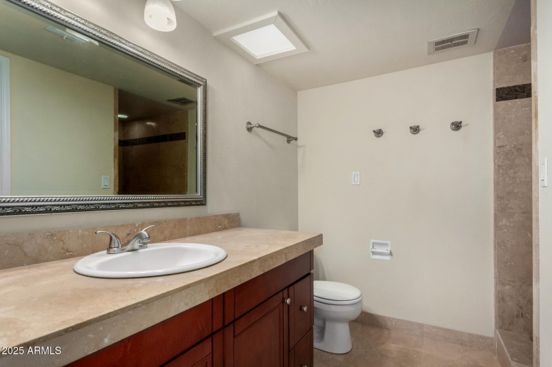 2nd Floor Bathroom