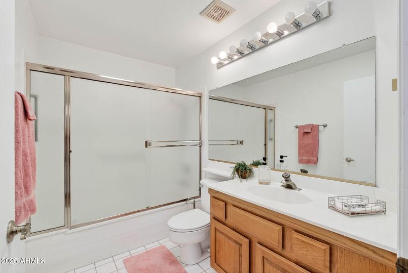 40_14122_W_Cavalcade40_mls