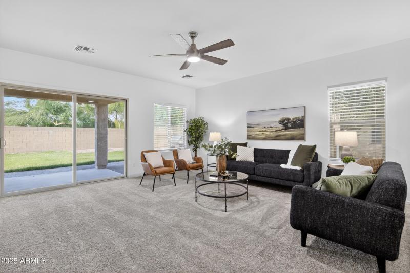 26_032_046_a4m_opnshw