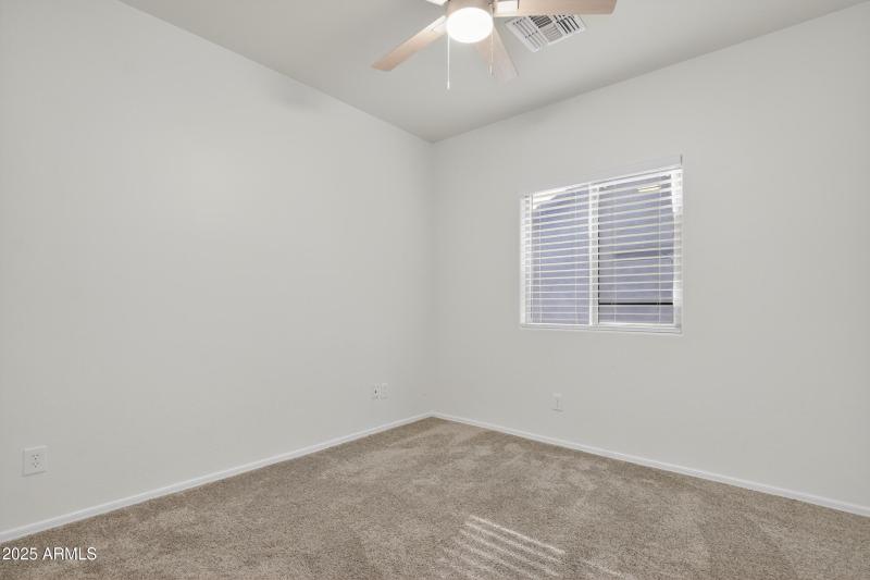 42_048_094_a4m_opnshw