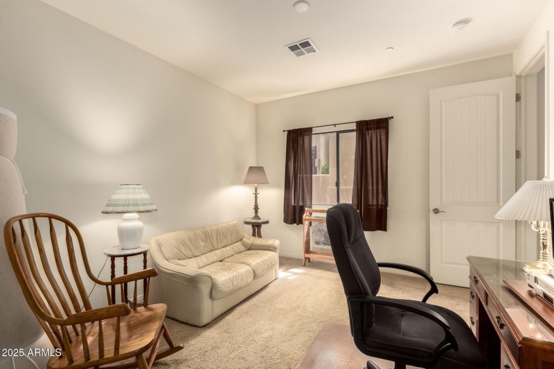 32 Westwind