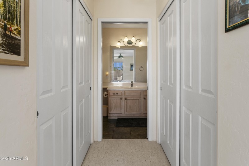 11260N92nd2136-018