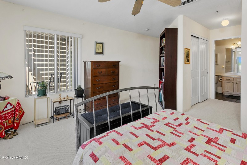 11260N92nd2136-017