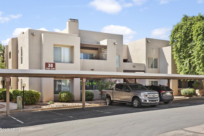 11260N92nd2136-001