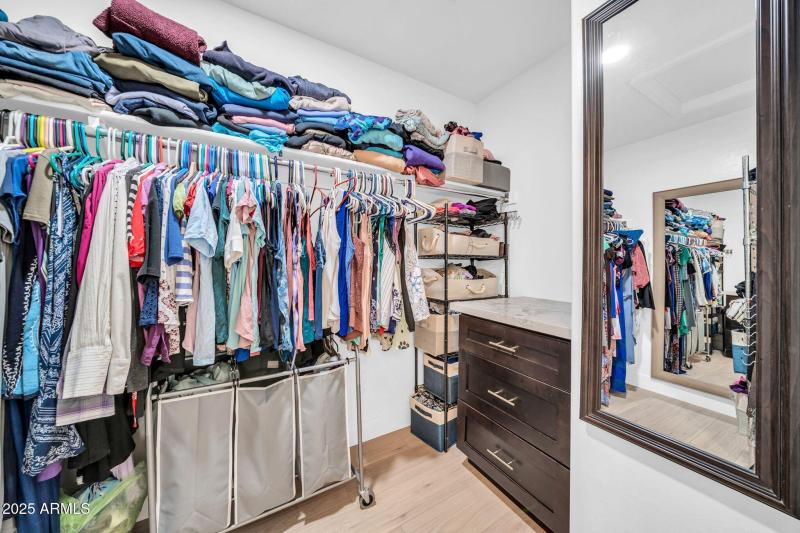 7036 W Lincoln St-16