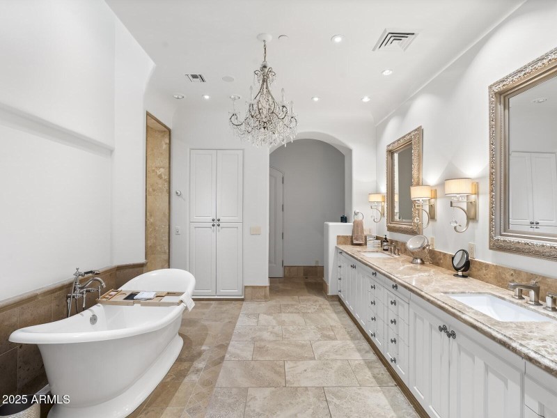 Primary Ensuite