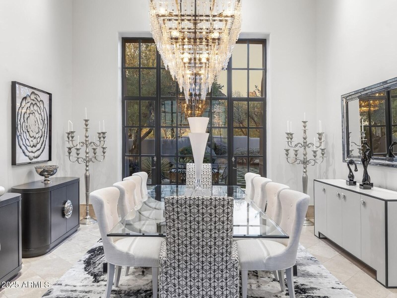 109_Dining Room