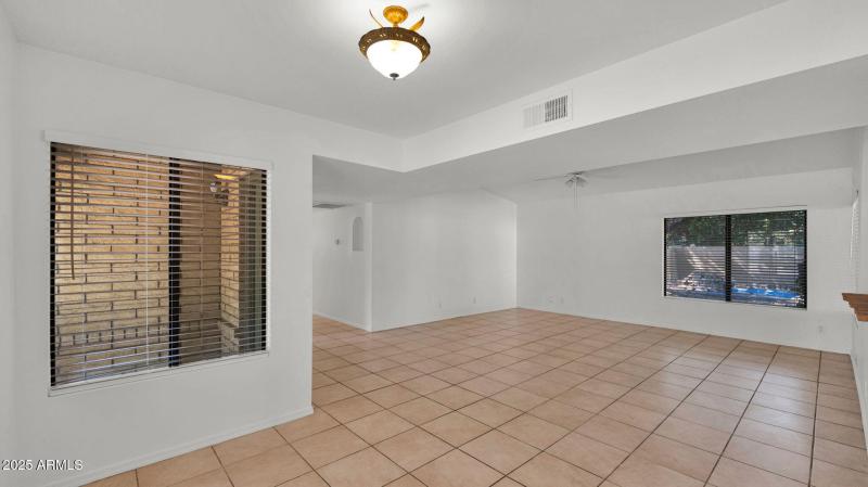19-web-or-mls-P1164495