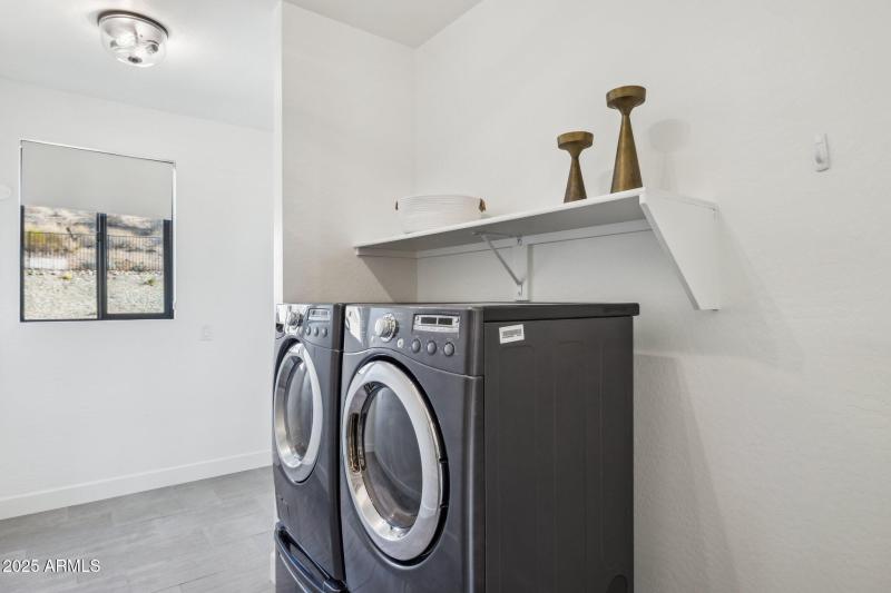 26-web-or-mls-16710-e-trevino-dr