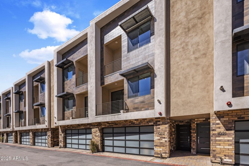 26-web-or-mls-D46A1117