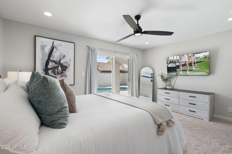 31-web-or-mls-QVB07493
