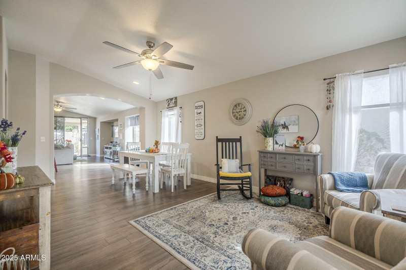 20-web-or-mls-Rising Sun-7