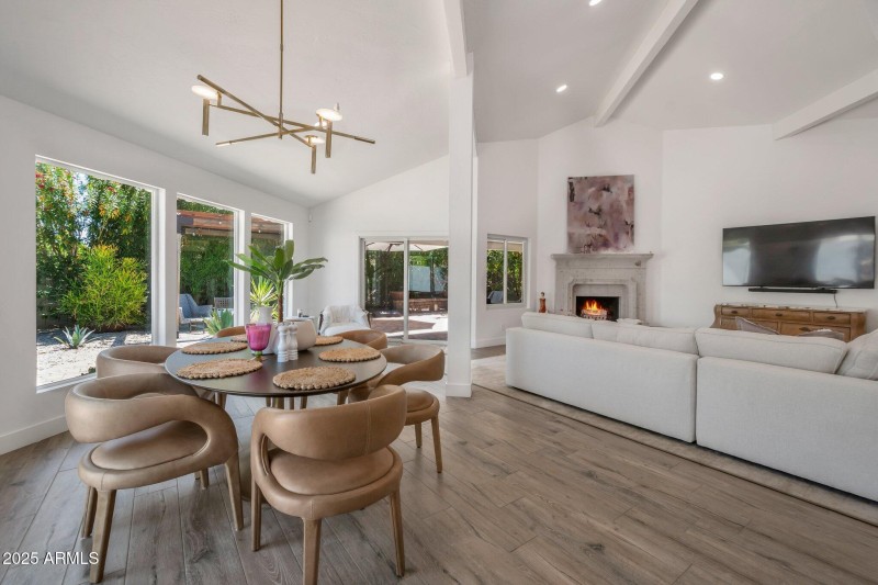 Dining & living room