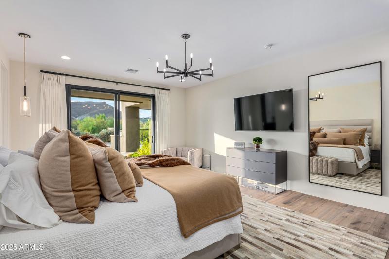 034_Jr Primary Guest Ensuite 2