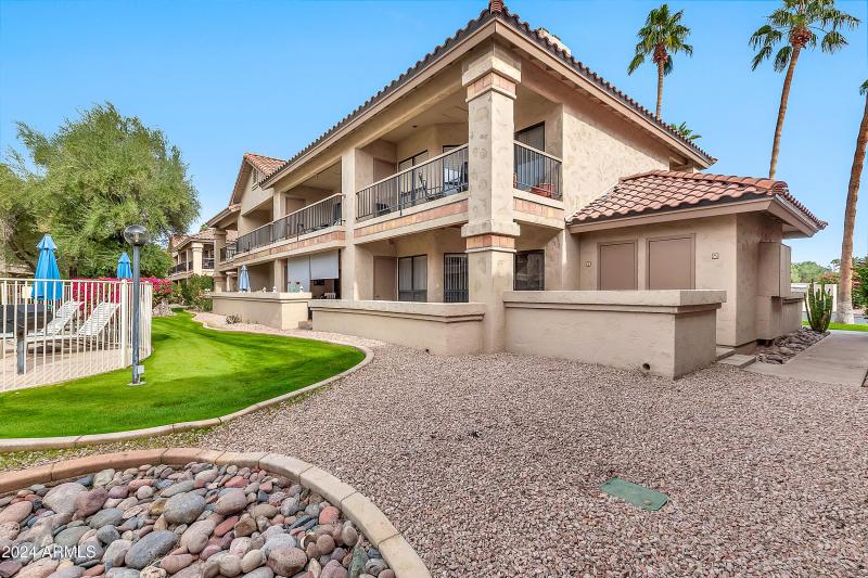 9711 E Mountain View Rd unit 1516-20
