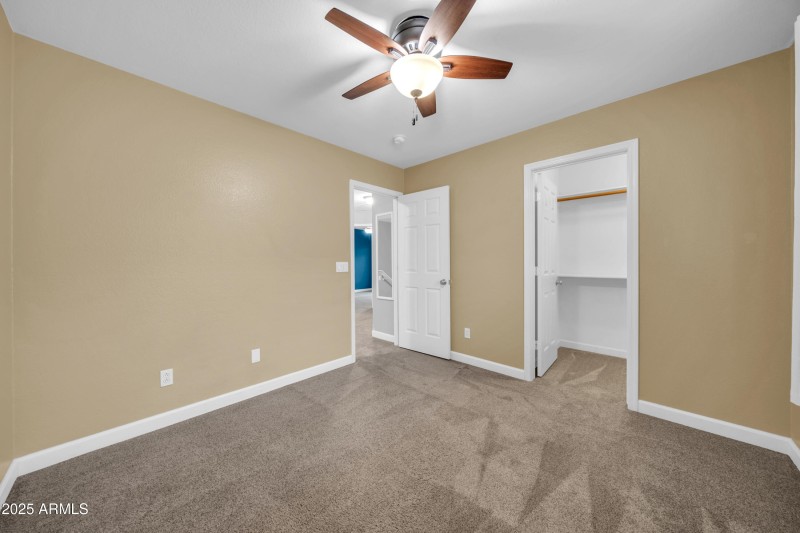 3546 W Webster Ct-32