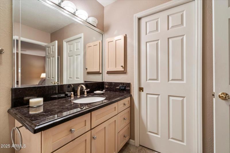 Second primary suite ensuite bathroom