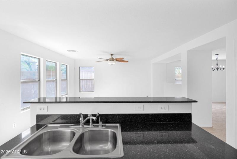 15-web-or-mls-P1303971