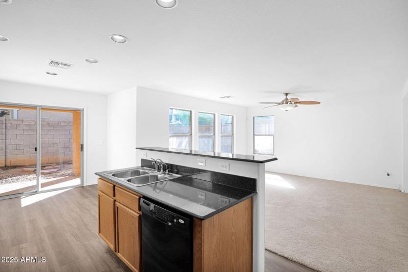 16-web-or-mls-P1303973