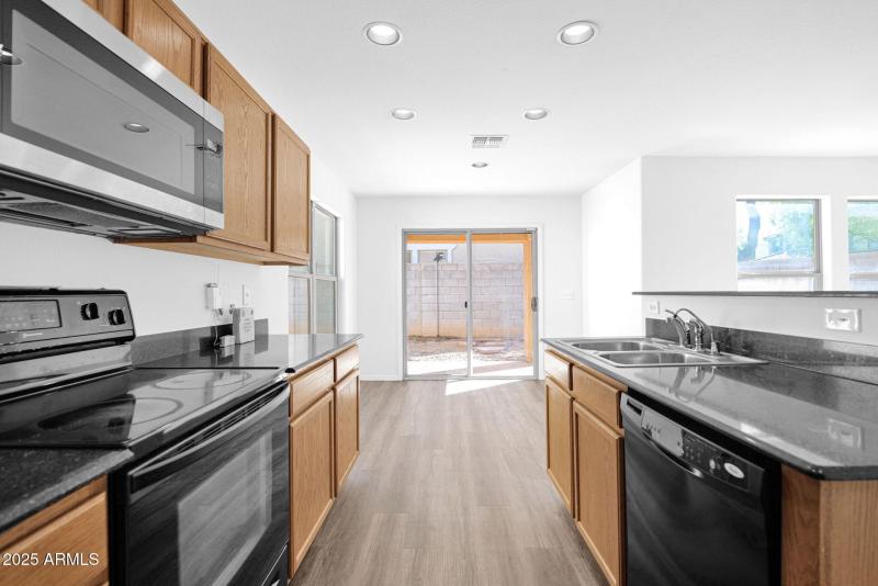 17-web-or-mls-P1303975