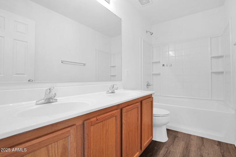 20-web-or-mls-P1303981