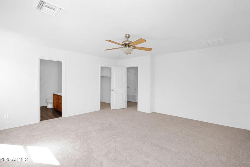 25-web-or-mls-P1303989