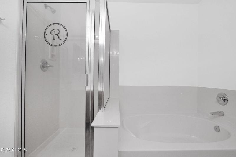 27-web-or-mls-P1303991