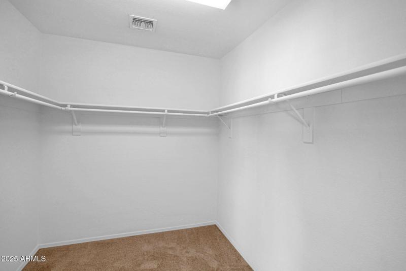 28-web-or-mls-P1303992