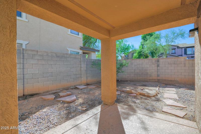 33-web-or-mls-P1303998