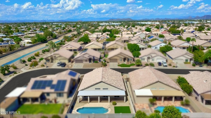 thumbnail_Marconi Ave (57)