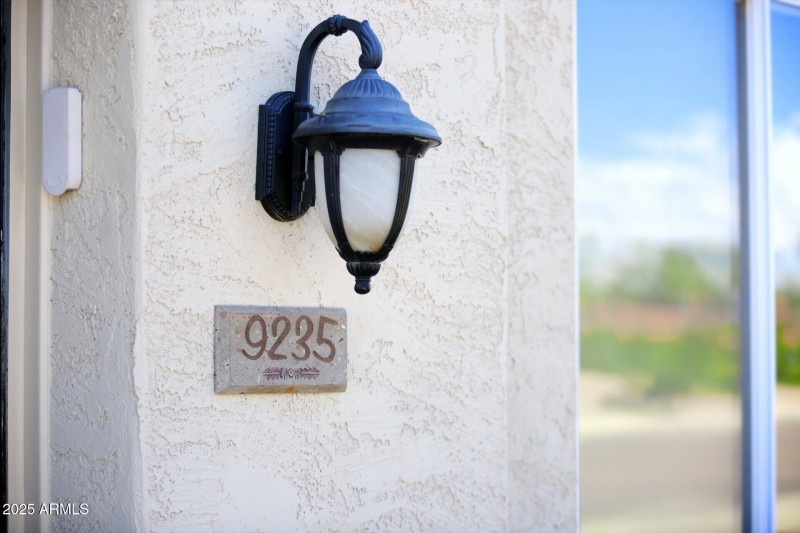 thumbnail_Marconi Ave (11)