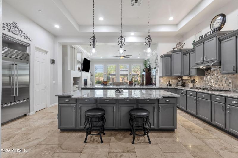 Entertainers Dream Kitchen