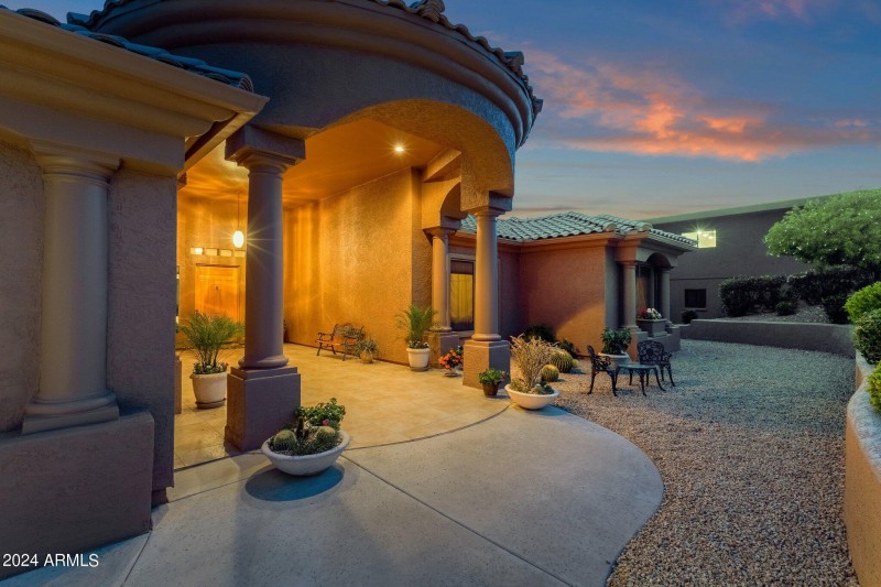 Exterior Entry
