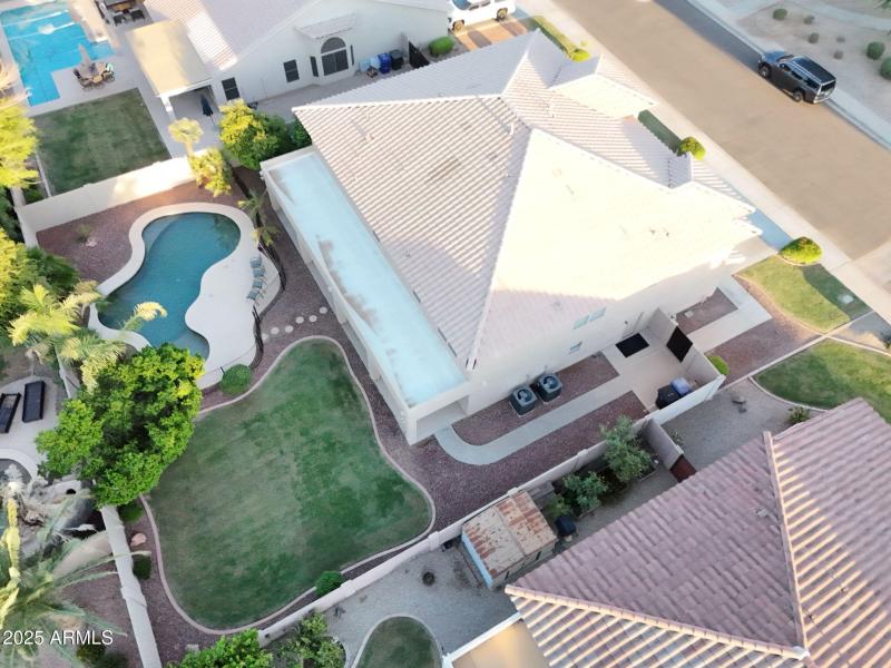 OVERHEAD DRONE