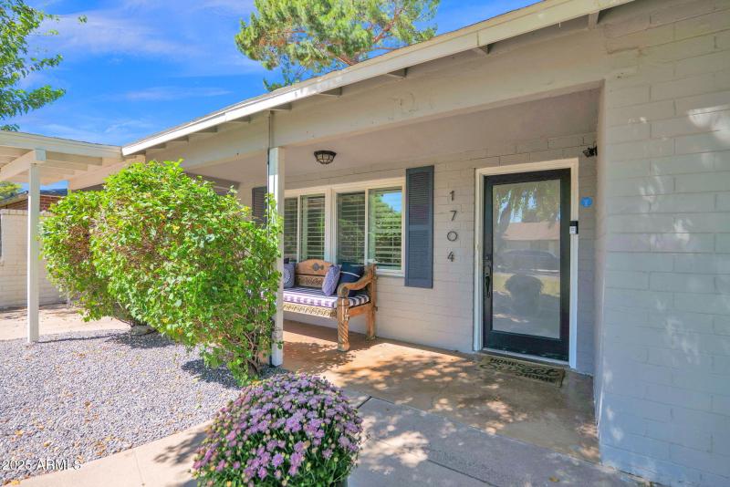 14-web-or-mls-P1304171