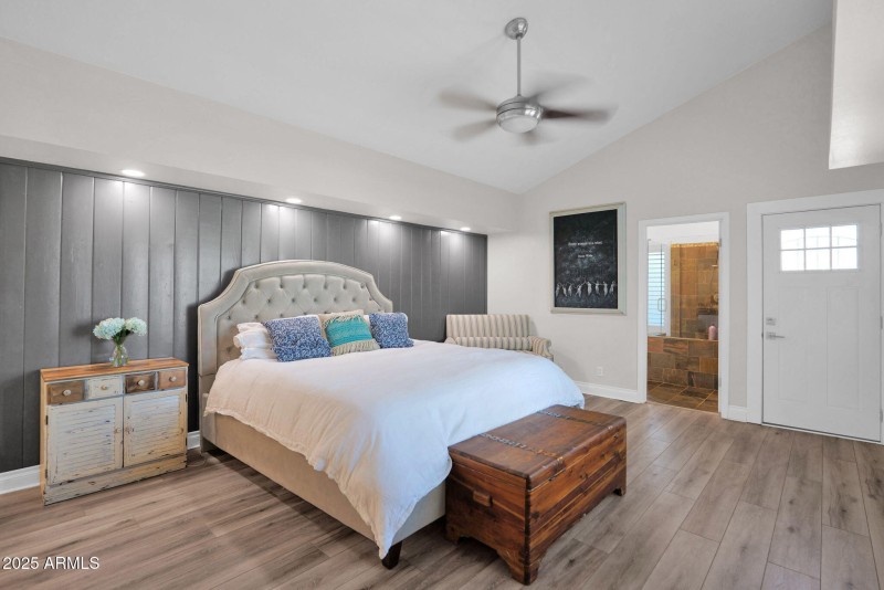 38-web-or-mls-P1304209