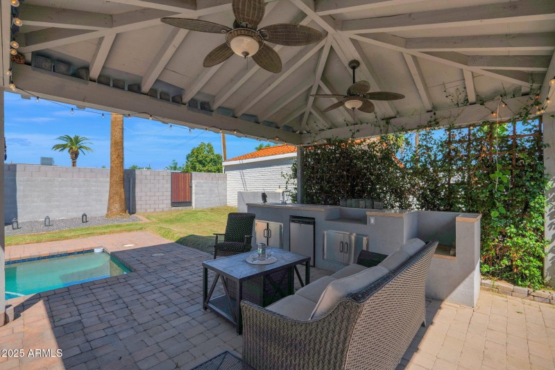 52-web-or-mls-P1304223