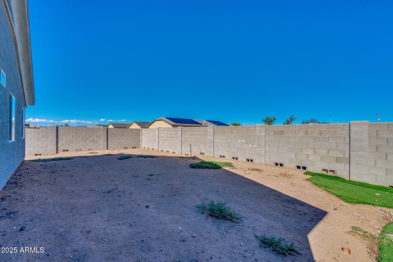 Block fence backyard