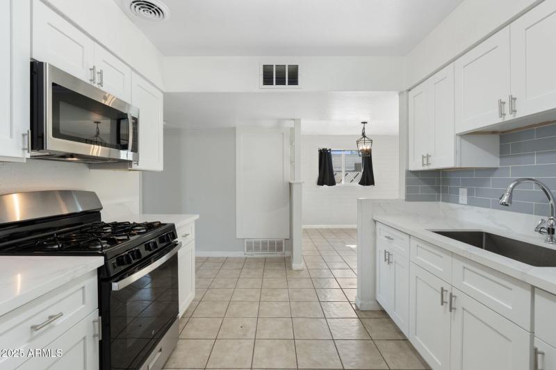 12-web-or-mls-DSC00441