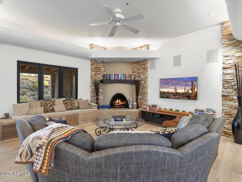 116_Guest House Living Room