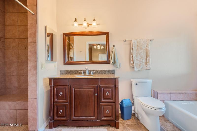 822 W Dust Storm Rd.