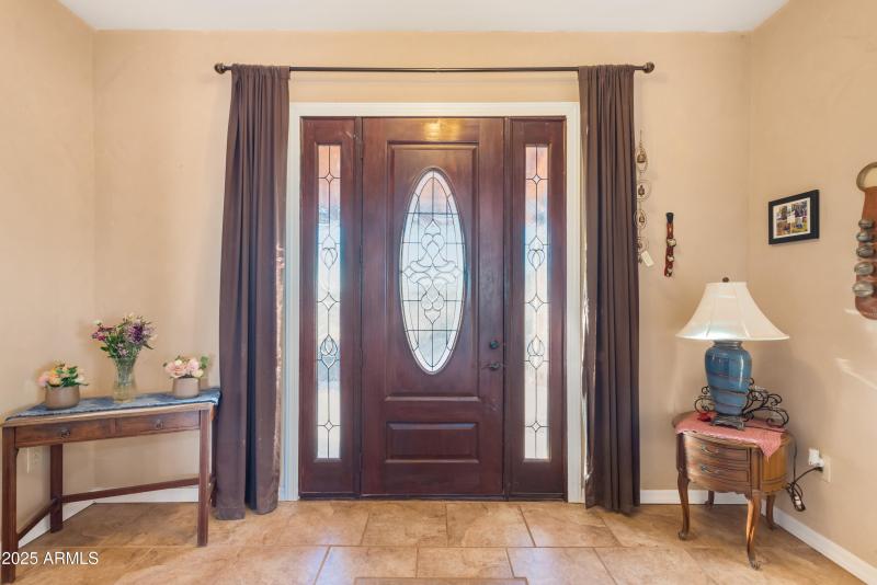 822 W Dust Storm Rd.