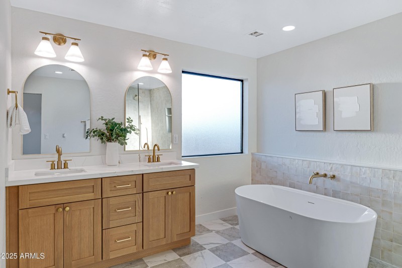 23043 E Ocotillo Rd-25