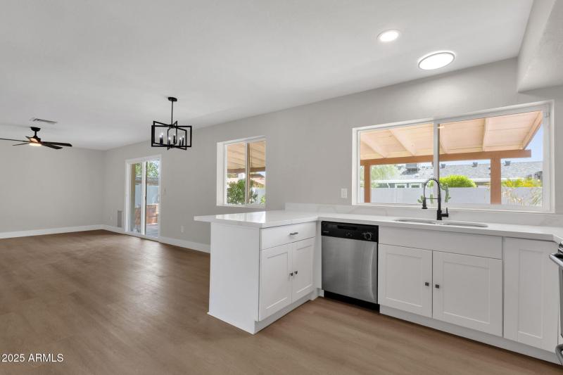 11-web-or-mls-4309-e-alta-mesa-ave