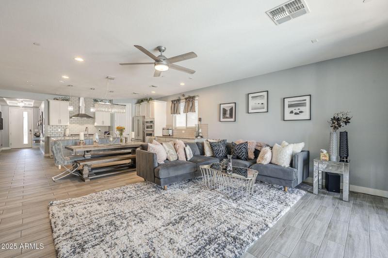 5-web-or-mls-Roy Rogers-5