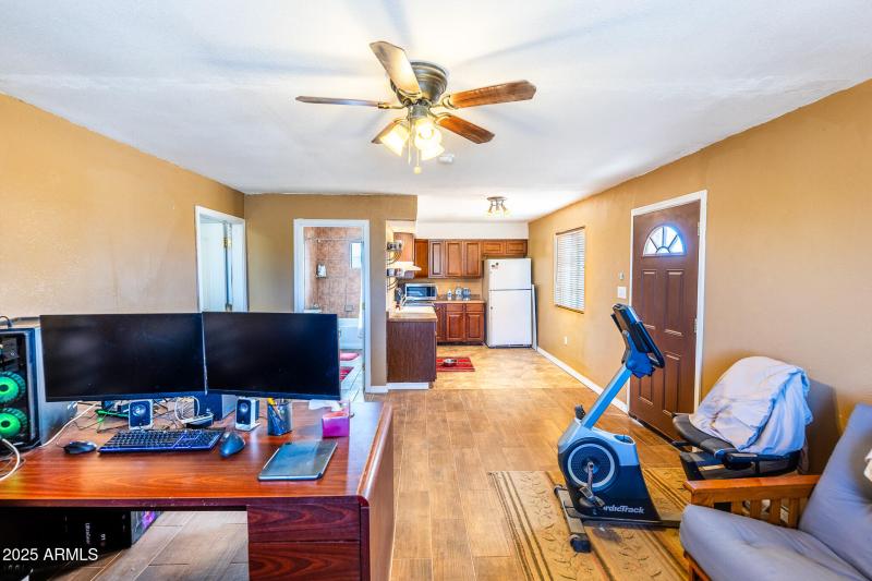 822 W Dust Storm Rd.