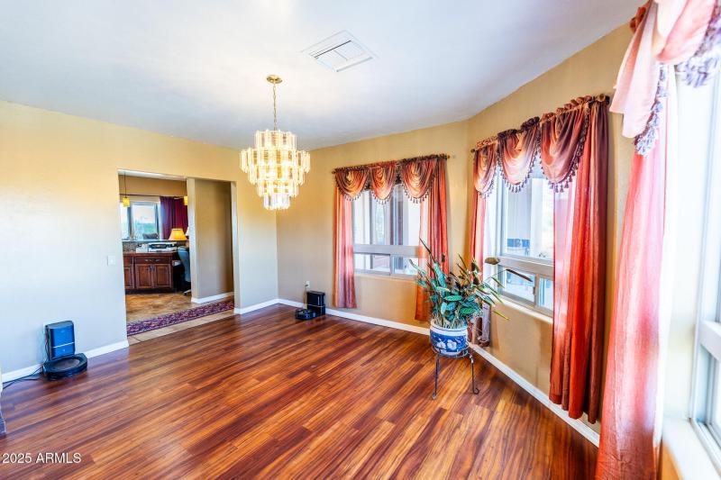 822 W Dust Storm Rd.