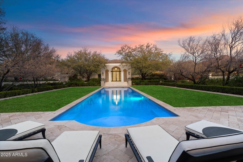 154-New - Pool _ Guest House