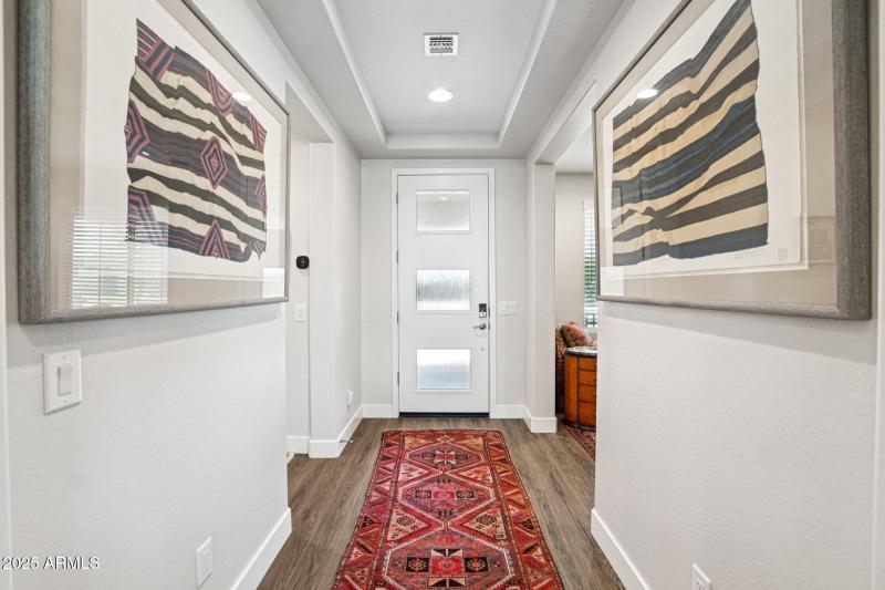 4-web-or-mls-W Fairmount Ave-S2809-004