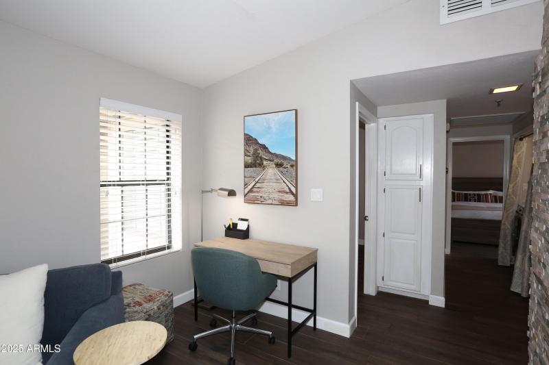 Great Room-Workstation